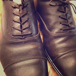 Ferragamo Mens Cap-toe Oxfords in chocolate brown